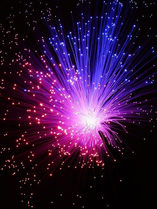 TECNOLOGIA. REGNO UNITO. RECORD PER LA TRASMISSIONE DI DATI SU RETE QUANTISTICA