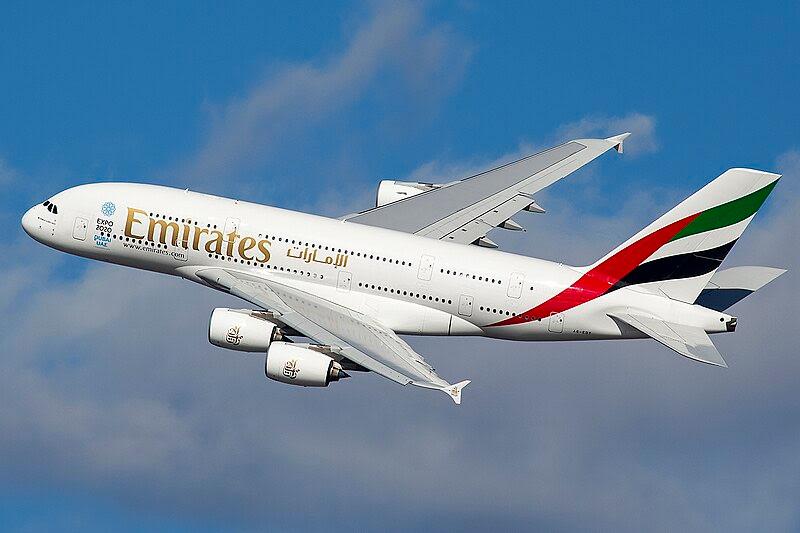 TRASPORTI. GERMANIA. EMIRATES STANZIA 5 MILIARDI DI DOLLARI PER RINNOVO 220 AEROMOBILI