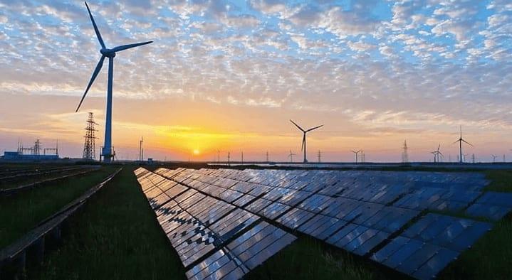 ENERGIA. EAU. ACCORDO EMIRATI ARABI UNITI-ITALIA-ALBANIA PER L’ENERGIA RINNOVABILE DA 1 MILIARDO