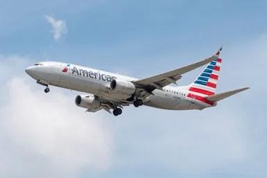 The Titan of the Skies: United and American Airlines Move Toward Historic Merger? The Dossier on Trump's Desk