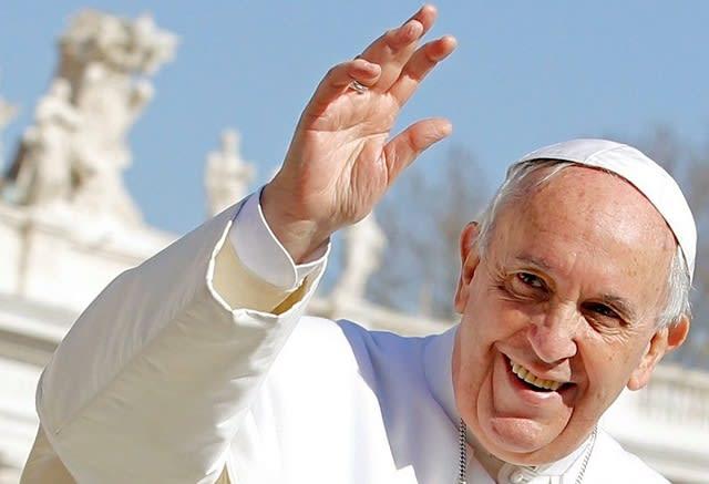 One year later: the world remembers Francis, the “Pope of the last”